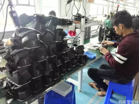 陶瓷行业备受推崇的VR眼镜,在华强北眼中只是值10元的“垃圾” - 佛山陶瓷 - 佛山陶瓷---的博客
